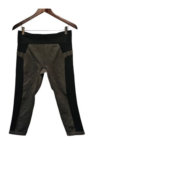 UNDER‎ ARMOUR UA Vanish Seamless Crop Leggings Jet Gray LARGE HEAT GEAR - Picture 3 of 4